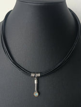 Load image into Gallery viewer, Necklace 11
