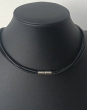 Load image into Gallery viewer, Necklace 11
