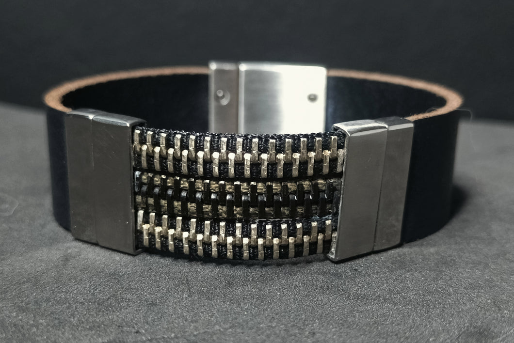 Men Zipper Deluxe 12